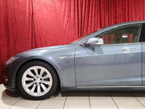 2013 Tesla Model S Performance