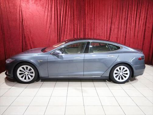 2013 Tesla Model S Performance