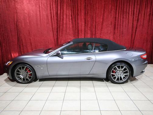Gray 2017 Maserati GranTurismo Base