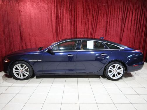 2016 Jaguar XJ XJL Portfolio