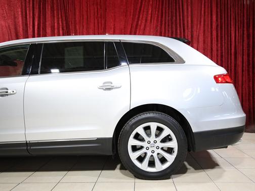 2019 Lincoln MKT Standard