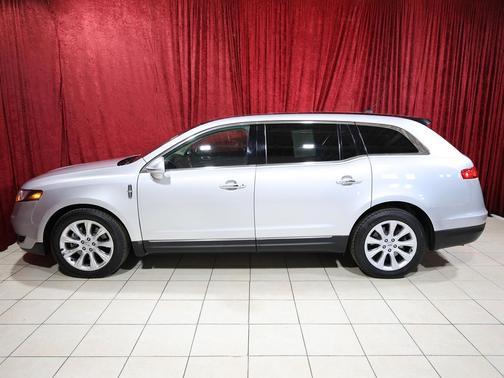 2019 Lincoln MKT Standard