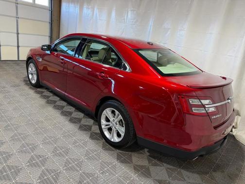 Ruby Red Metallic Tinted Clearcoat 2015 Ford Taurus SEL