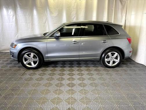 2011 Audi Q5 Premium Plus