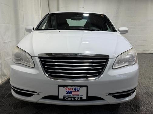 2013 Chrysler 200 LX