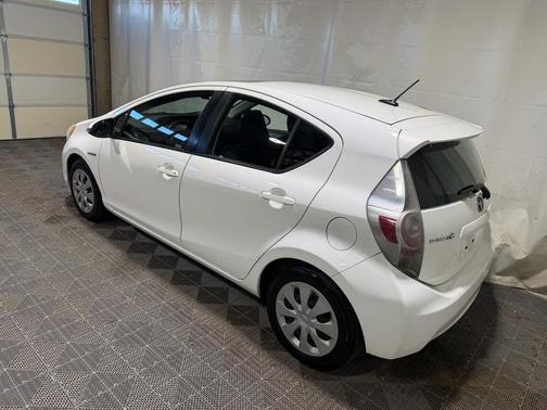 2013 Toyota Prius c Three