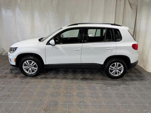 Pure White 2017 Volkswagen Tiguan 2.0T S