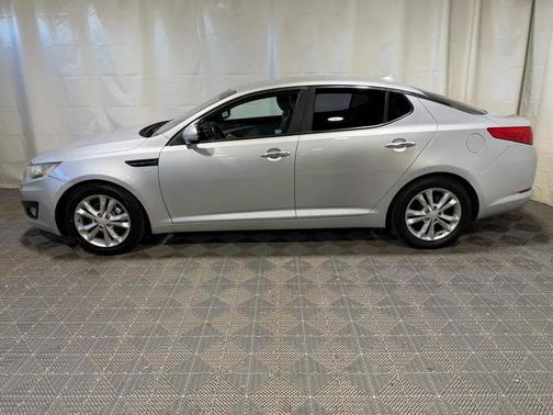 Bright Silver Metallic 2013 Kia Optima LX