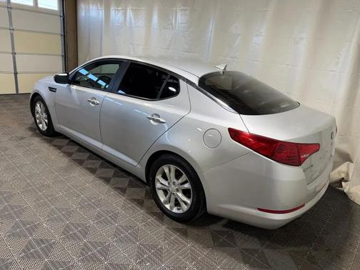 Bright Silver Metallic 2013 Kia Optima LX