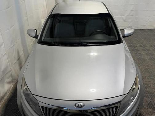 Bright Silver Metallic 2013 Kia Optima LX