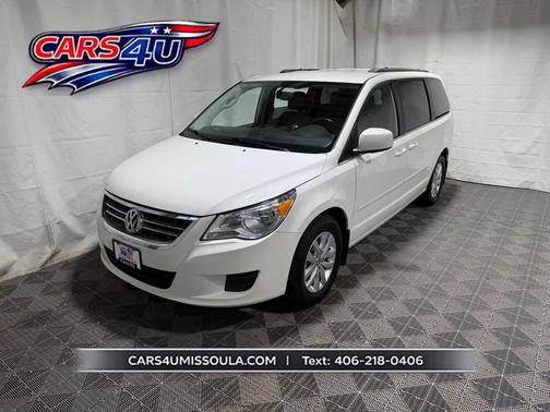 2012 Volkswagen Routan SE