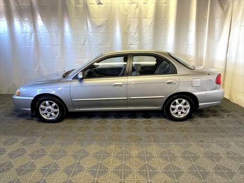 2004 Kia Spectra LS