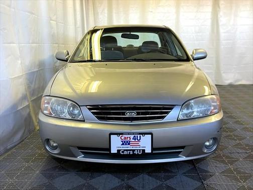 2004 Kia Spectra LS