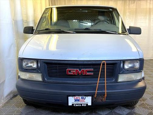 1999 GMC Safari Base