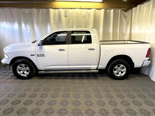 2015 RAM 1500 SLT