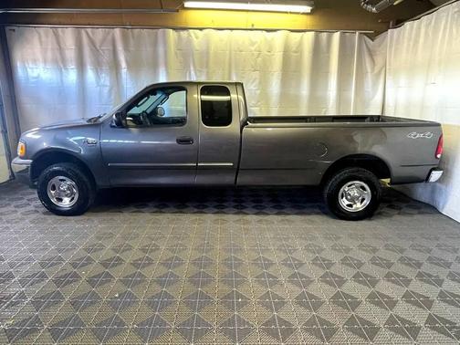2004 Ford F-150 XLT SuperCab