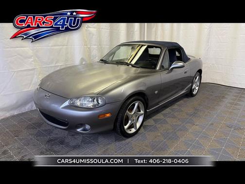2003 Mazda MX-5 Miata 2D Convertible