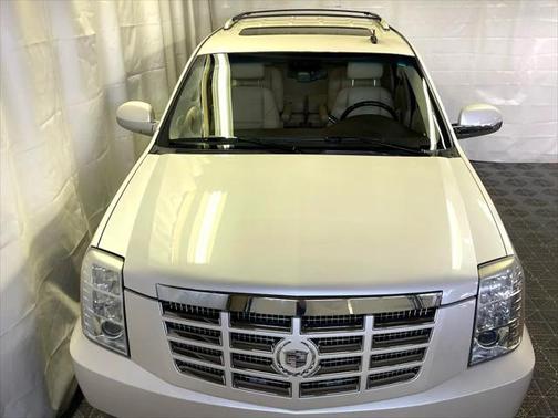 2008 Cadillac Escalade Base