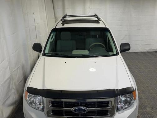 White 2009 Ford Escape XLT