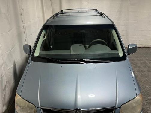 2009 Chrysler Town & Country Touring