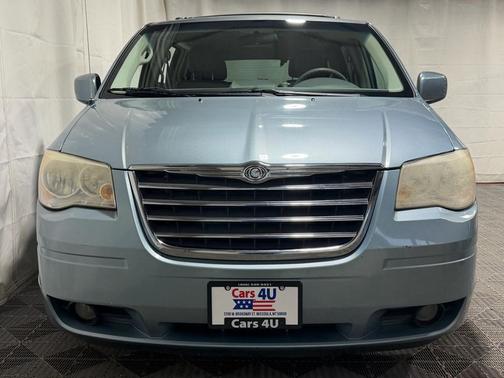 2009 Chrysler Town & Country Touring