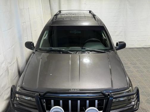 Gray 2004 Jeep Grand Cherokee Laredo