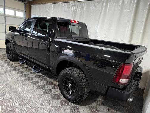 Brilliant Black Crystal Pearl 2016 RAM 1500 Rebel