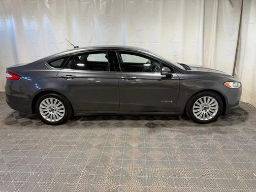 Tectonic 2015 Ford Fusion Hybrid SE