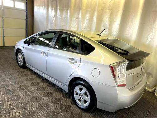 2010 Toyota Prius III
