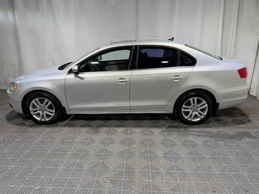 Reflex Silver Metallic 2012 Volkswagen Jetta TDI
