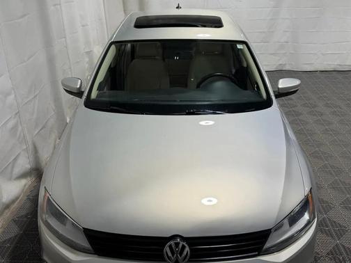 Reflex Silver Metallic 2012 Volkswagen Jetta TDI