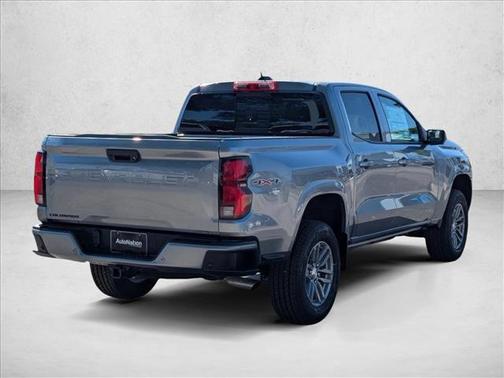 Sterling Gray Metallic 2026 Chevrolet Colorado LT