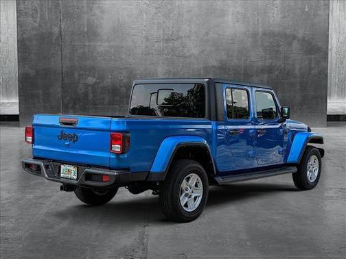 2022 Jeep Gladiator Sport S