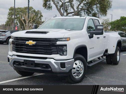 2025 Chevrolet Silverado 3500 WT