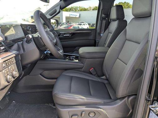 2026 Chevrolet Suburban Z71, 4WD