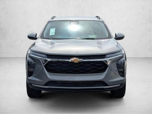 Sterling Gray Metallic 2026 Chevrolet Trax LT