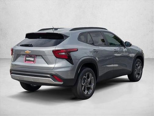 Sterling Gray Metallic 2026 Chevrolet Trax LT