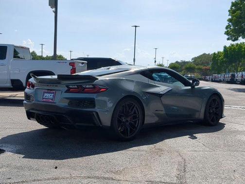 Hypersonic Gray Metallic 2024 Chevrolet Corvette Z06