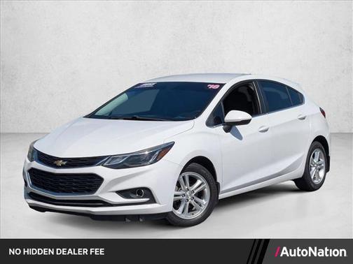 Summit White 2018 Chevrolet Cruze LT