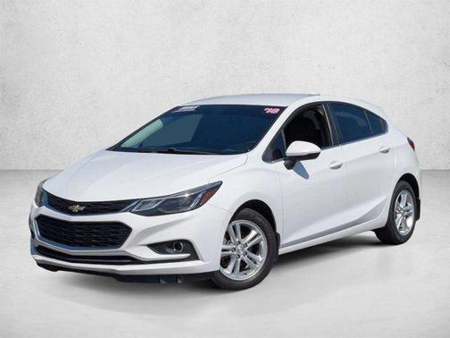 Summit White 2018 Chevrolet Cruze LT