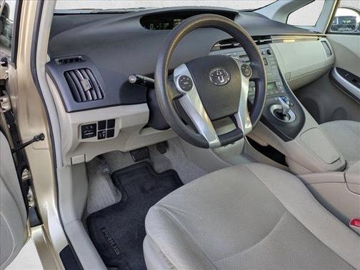 2010 Toyota Prius II