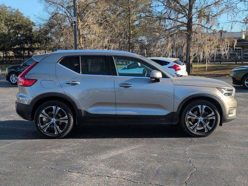 2021 Volvo XC40 T5 Inscription