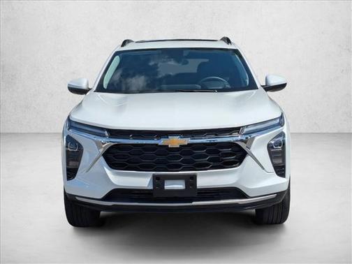 Summit White 2026 Chevrolet Trax LT