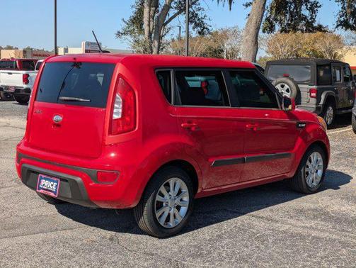 2013 Kia Soul Base