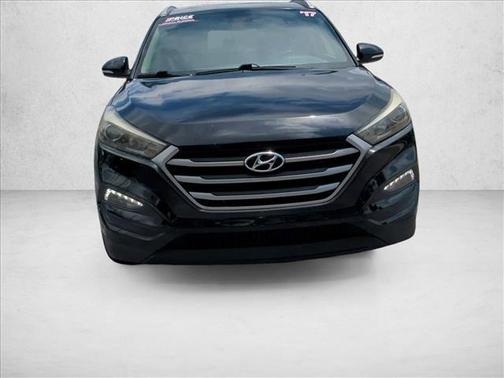Black Noir Pearl 2017 Hyundai TUCSON SE Plus