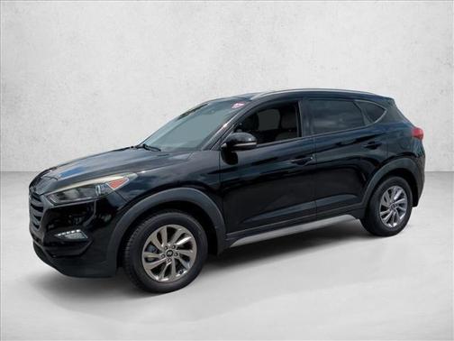 Black Noir Pearl 2017 Hyundai TUCSON SE Plus