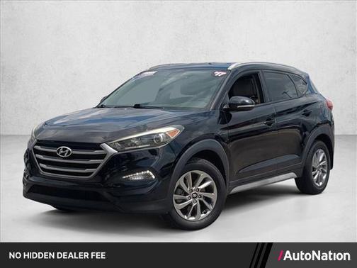 Black Noir Pearl 2017 Hyundai TUCSON SE Plus