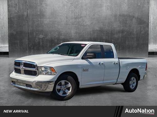 2017 RAM 1500 SLT
