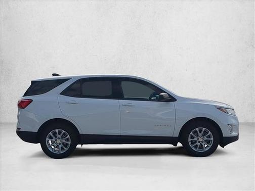 Summit White 2019 Chevrolet Equinox LS
