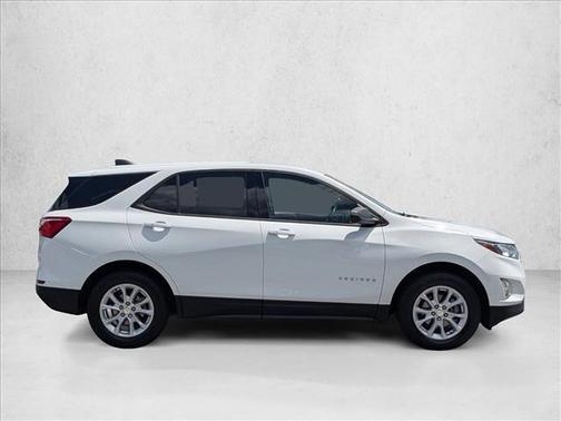 Summit White 2019 Chevrolet Equinox LS
